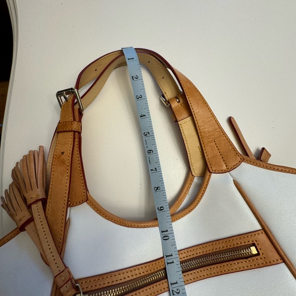 WHITE DOONEY & BOURKE - Picture 4 of 6